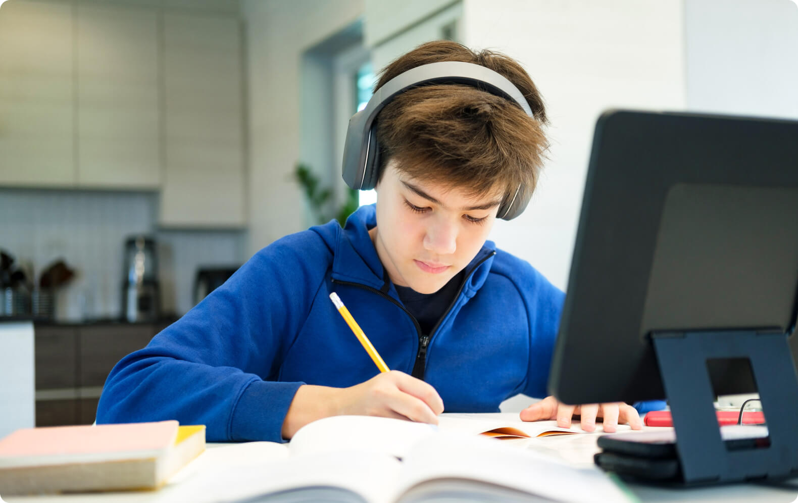 The Swag (And Humans) Of AWS Re: Invent 2022 Reviewed